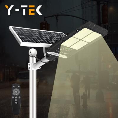 China Commercial ROAD Guangzhou 80W 100W 200W Integrated Waterproof Solar Panel Price Energy Led Solar Outdoor Street Light Manufacture for sale