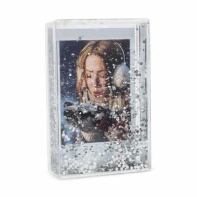 China Personalized Plastic Photo Picture Gift Photo Picture Frames Glitter Water Plastic Frame for sale