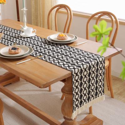 China Retro America Luxury Style Table Runner 100% Geometric Jacquard Cotton Tassels Table Runner for sale