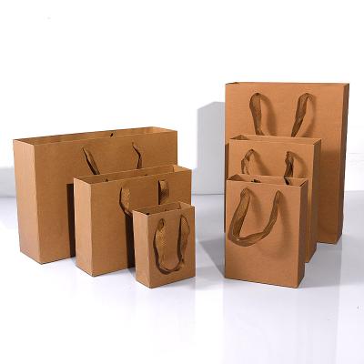 China Recyclable Eco Friendly Luxury Foldable Colorful Paperboard Packaging Paper Bag for sale