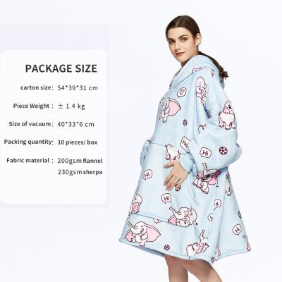 China New Version Portable Wholesale Custom Large Pocket Soft Hoodie Blanket for sale