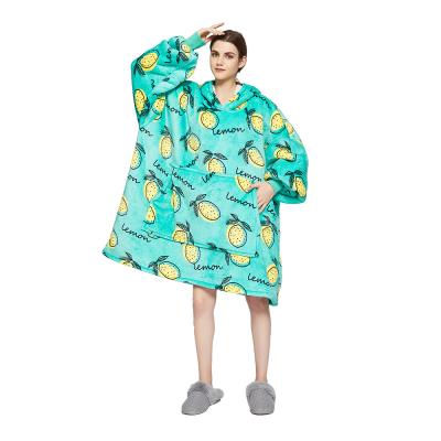 China Oversized China Textile Hoodie Blanket Custom Made Flannel Wearable Hooded Home Wearable Sweatshirt for sale