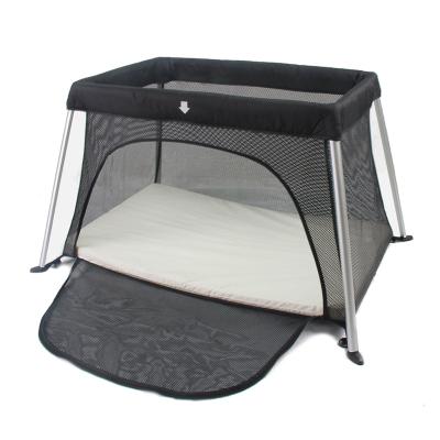 China Modern Baby Travel Bassinet with Large Zipper Door and Carry Bag Light Weight Baby Playpen for 0-3 Years Baby Playard for sale