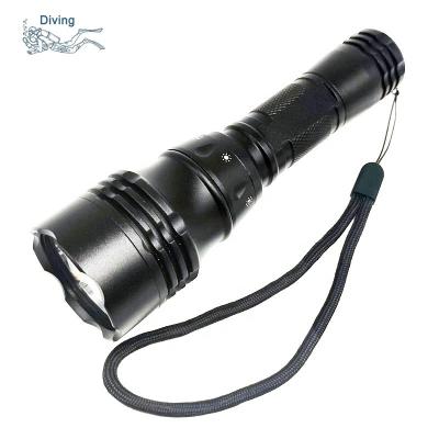 China Diver Torch Underwater Flash Light 1000LM LED Waterproof Rechargeable Diving Flashlight IP68 for sale