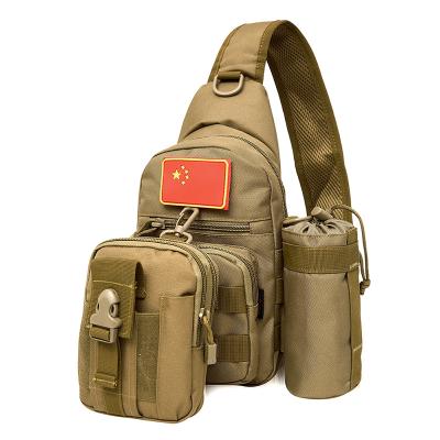 China Customizable Shoulder Nylon Small Square Waterproof Water Bottle Chest Outdoor Men Tactical Shoulder Bag for sale