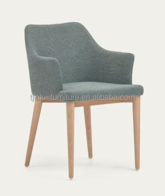 China Solid Wood Leg Living Room Leisure Chair Unique Backrest Design Fabric Dining Chair for Modern Dining Room Furniture for sale