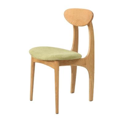 China Color natural marco de madera sólida estilo nórdico PU/tejido de cuero silla de comedor de madera tapizada para venta de restaurante moderno en venta