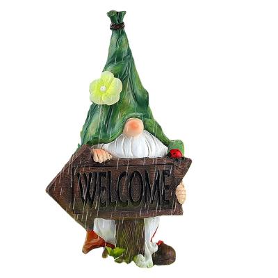 China China Gnome Statue Solar Outdoor Decor Waterproof Resin Garden Gnome Garden Decor Gnomeled Light Yard Art Patio Decor for sale