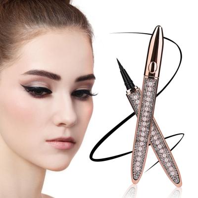 China Custom Waterproof Eyeliner Pen Eyeliner Eyeliner Eyeliner Extension Glue Quick Dry Durable Waterproof Liquid Pen for sale