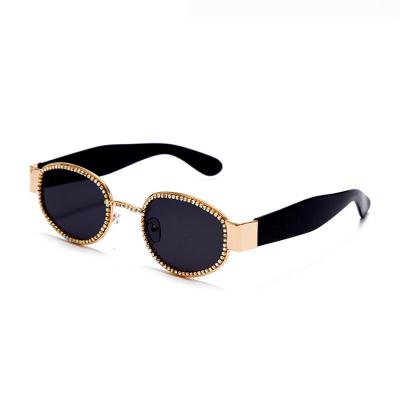 China Anti UV400 Sunglasses 2021 Wholesale Lenses Round Sun Glasses Rhinestone Crystal Clear Eyewear Sunglasses for sale