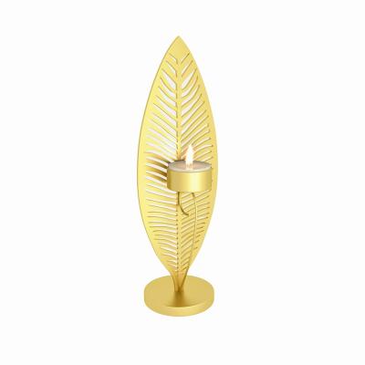 China Home Decoration Good Quality Candle Holders Decoration Hot Selling Luxury Candlestick Retro for sale