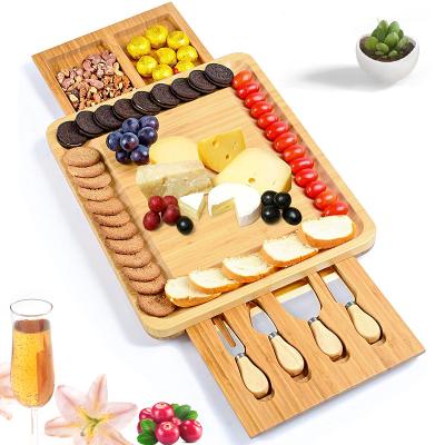 China Sustainable Custom Bamboo Cutting Board Kitchen Bamboo Crafts Cheese Board And Bamboo Knife Set for sale