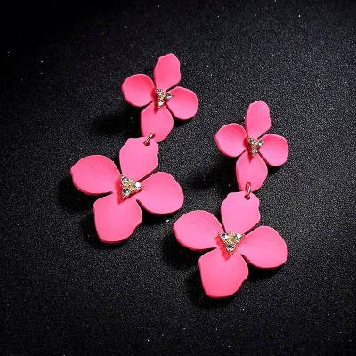 China TRENDY Custom Bamboo Earrings Handmade African Wooden Hot Pink Painted Multi Flower Earring for sale