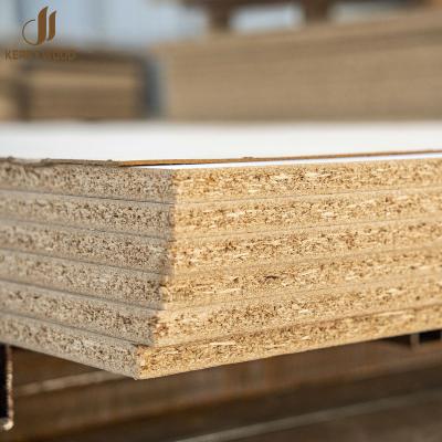 China Lower Price Moisture Proof Durable 4x8 Wood Feet Chipboard OSB Plywood Decorative Board for sale