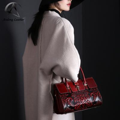 China Lady Andong Handbags For Women Genuine Cow Leather Lady Shoulder Bag Fashion Female Sling Bags Handbags Flower Embossed Elegant for sale