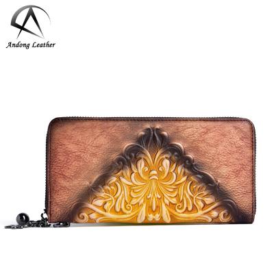 China Waterproof Cream Genuine Leather Wallet Genuine Leather Andong Tree Embossed Retro Clutch Purse Ladies Whip Phone Bag Wallets Purses Women for sale