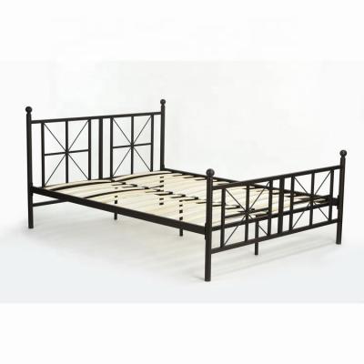 China Industrial Size 140x190 Cm Metal Double Bed Double Frame With Wooden Slats for sale