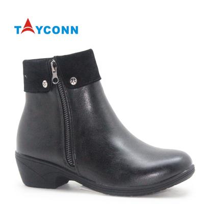 China Factory Price Hot Sale Anti-slippery Women's Low Heel Winter Boots Fall Off Fashion Wedge Heel Boots Women Shoes for sale