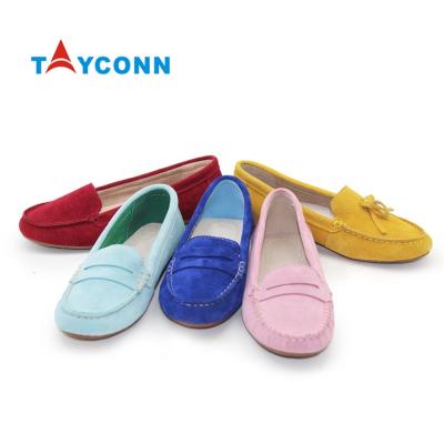 China Fashion Trend New Zapatos Mujer Loafers Candy Color Tassel Loafers Women Scare Suede Ladies Boat Shoes for sale