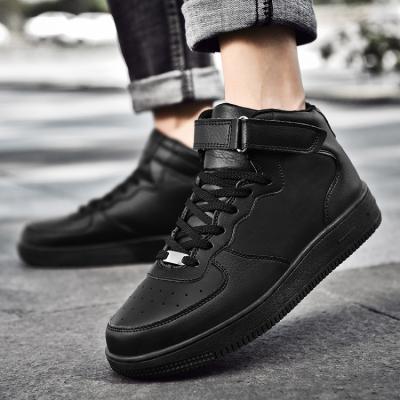 China Fashion Trend Original Factory Quality Men's Shoes Couple Running Shoes Casual Men's Skate Shoes for sale