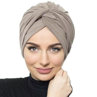 China Fashionable 2021 Wholesale suede turbans fashionable and Beautiful caps Muslim ladies Hijabs top-notch texture and handiwork for sale