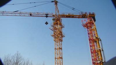 China Used zoomlion Topkit Tower Crane 6tons QTZ5610 for sale high quality for sale