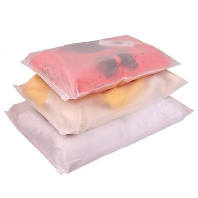 China MOQ Frosted Storage PE Garment Bottom Durable Waterproof Dustproof Zipper Zipper Custom Luxury Ziplock Plastic Bags Or Clear Packaging For Clothing for sale