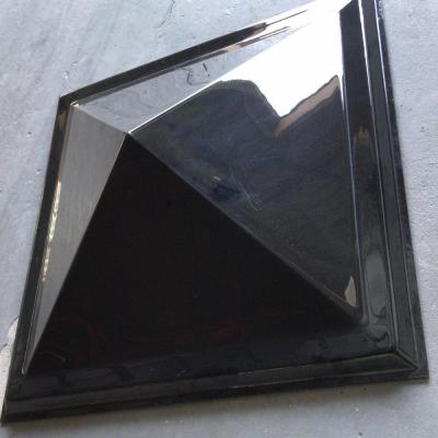 China Industrial Skylights Bronze Pyramid Polycarbonate Skylight With Square Base for sale