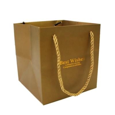 China Recycled New Materials Products Accept Customization Gift Shopping Paper Bags For Packaging for sale