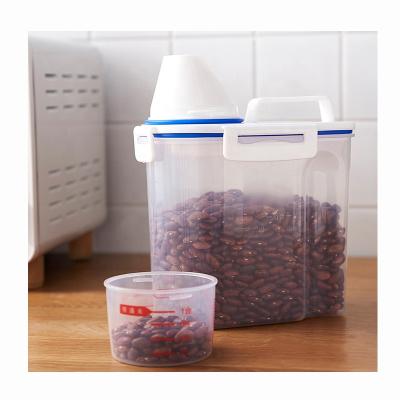 China Transparent Sustainable Small Kitchen With Measuring Cup Portable Sealed Multigrain Jar for sale