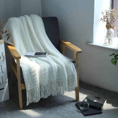 China Wholesale Solid Color Office Nap Blanket Non-Toxic Luxury For High Quality Soft Sofa Bed Christmas Warm Cozy Winter Polyester Blanket for sale