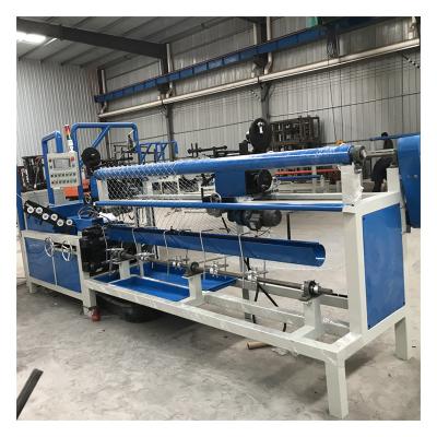 China High Working Speed ​​Fully Automatic High Speed ​​Chain Link Fence Making Machine Easy Installation for sale