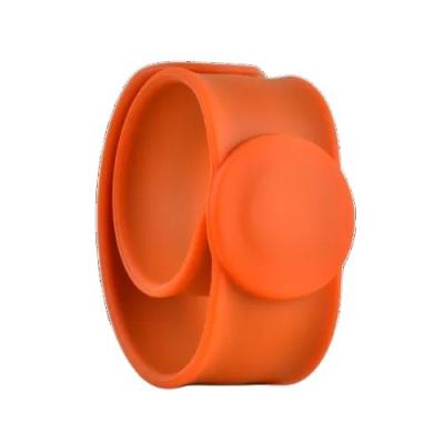 China Factory Price Programmable Waterproof/Waterproof Passive Silicone Wristband RFID Wristband Silicone Wristbands for sale