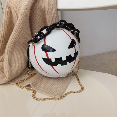 Cina 2020 New Fashion Funny Halloween Cartoon Pumpkin Bag Chain Handbag Shoulder Bag in vendita