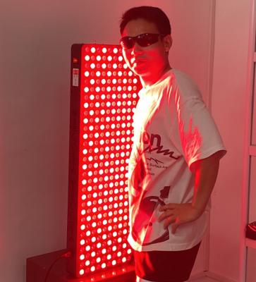 China Dye Removal Supersred Pdt Light Therapy Machine 660nm 850nm Full Infrared Lamp 1500w Medical Device Body Led Red Light Therapy Panel for sale