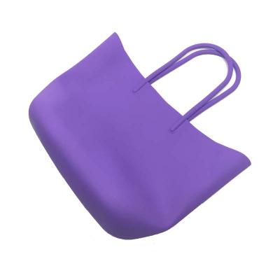 China 2019 Summer Popular Silicone Beach Bag Waterproof Large Size Tote Bag For Women for sale