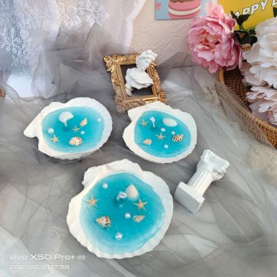 China 11-12cm Holiday Ocean Seashell Scented Candles With Jelly Wax For Wedding Home Gift for sale