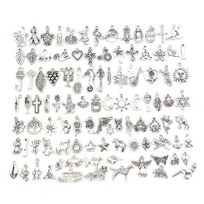 China CLASSIC 100pcs Mixed Styles Leaf Heart Key Animal Crown Charms DIY Pendants Jewelry For Necklace Bracelet Making Accessaries for sale