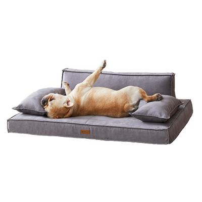 China UFBemo Wholesale Waterproof Faux Suede Removable Luxury Bed For Dogs Water Proof Memory Foam Dog Cushion Dog Bed for sale