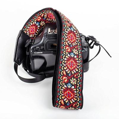 China Hot Selling Fashionable Vintage Custom Jacquard Woven Camera Accessories Camera Strap for sale