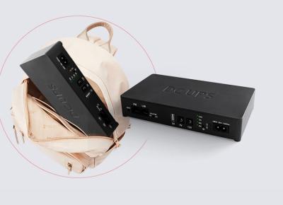 中国 Small Size Ups 12v 26w 36w 52w 10400mah 20000mah Smart Mini Ups For CCTV Camera Wifi Router 販売のため