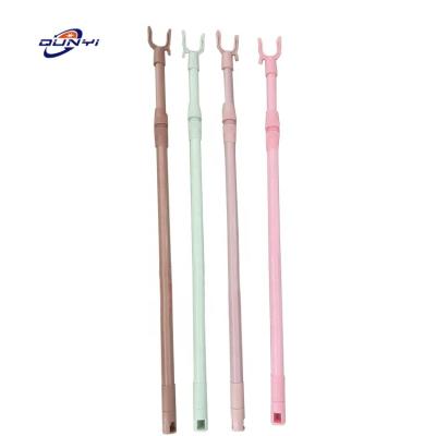 China Bathroom Super High Quality Macaron Color High Wall Reach Pole Retractable Garment Clothes Hanger Fork for sale