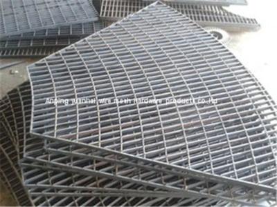 China Hot Dipped Mild Steel Grating Panels Easy Installation Attractive Appearance for sale