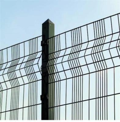 China Triangle Bending PVC Coated Welded Wire Mesh Fence / High Strength Fence with Triangle Bends for sale