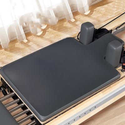 China Non-Slip Custom Design Pilates Bed Sweat Balance Absorbing Anti-Slip Exercises Cover Microfiber Suede Pilates Reformer Rubber Mat for sale