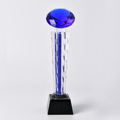 China Europe Lightweight Various Sizes Head Sales Diamond Award Trophies Glass Award Breathable Glass Trophies for sale