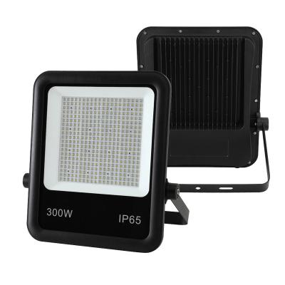 China 12V 100-277V Custom Voltage Glare Free LED Flood Light For Playground Highway Warehouse for sale