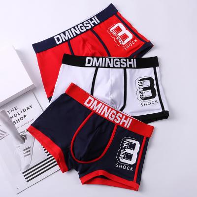 China Fashion Pure Cotton Men's Boys Breathable Boxers Breathable Boxers With Custom Printed Letters for sale