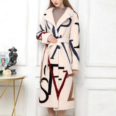 China OEM Breathable Lamb Wool Coat Suede Striping 2022 100% Real Shearling Women's Hairy Printing Fur Coat For Wholesale for sale