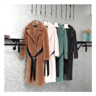 China Breathable Luxury Real Lambswool Jacket Sheep Shearling Fleece Women Fur Coat For Fashion for sale